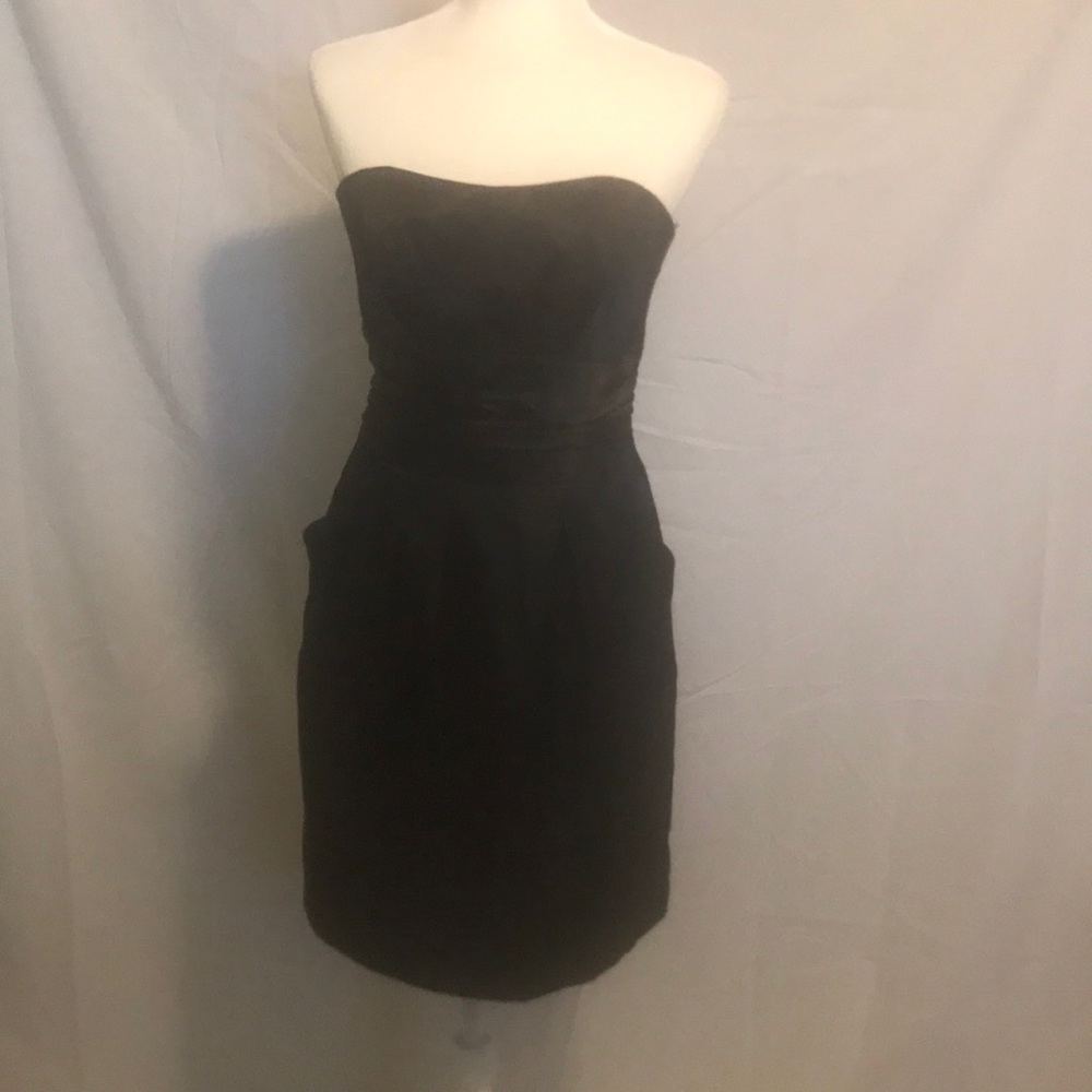 Little Black Dress! With pockets!!